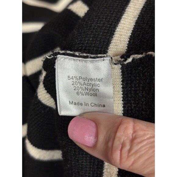 Tuckernuck Lauren Cardigan Black White Stripe XXL Pockets Academia Preppy - Picture 7 of 13